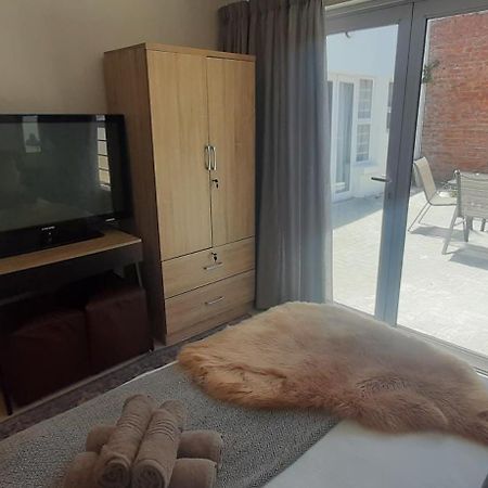 Beachview Guest Suites Port Elizabeth Exterior foto